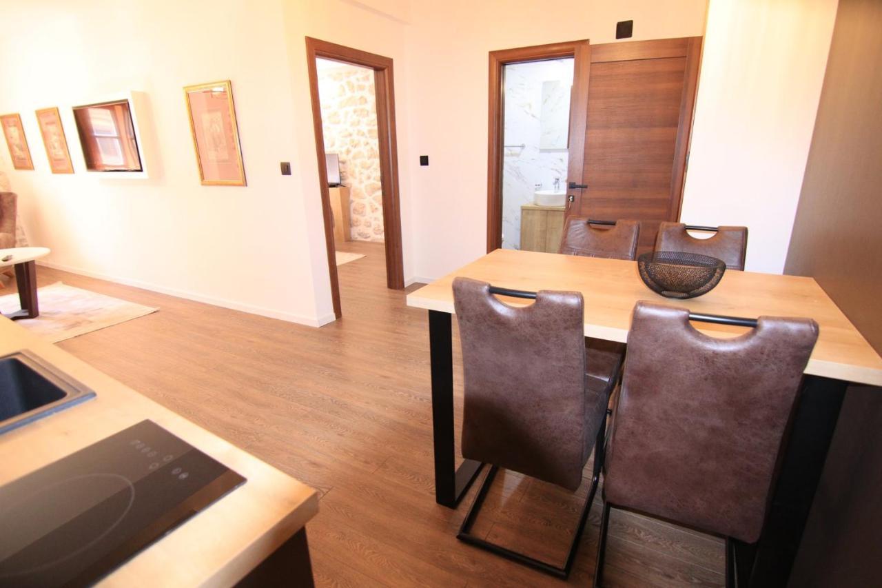Apartmani Fantasia Cetinje Buitenkant foto