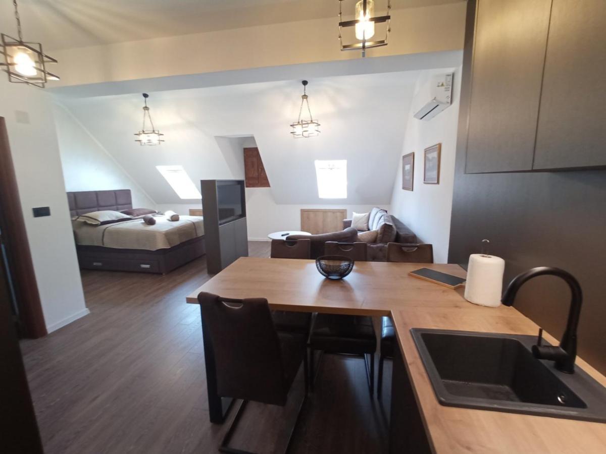 Apartmani Fantasia Cetinje Buitenkant foto